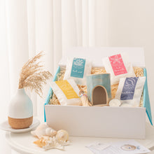 Load image into Gallery viewer, Island Aura Alderney wax melts gift box