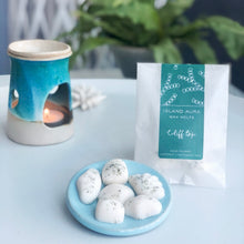 Load image into Gallery viewer, Cliff top